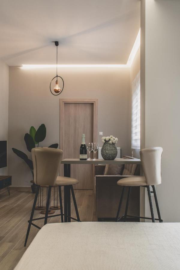 Ederlezi Habitat Apartments Pireo Esterno foto